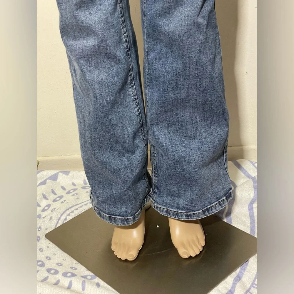 Sz 9 Ardene women’s mid rise flare leg blue jeans stretchy jeans - Picture 6 of 13